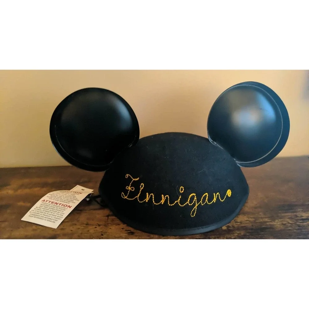 Walt Disney World Mickey Mouse Ears Youth Hat Leader of the Club - Picture 3 of 5